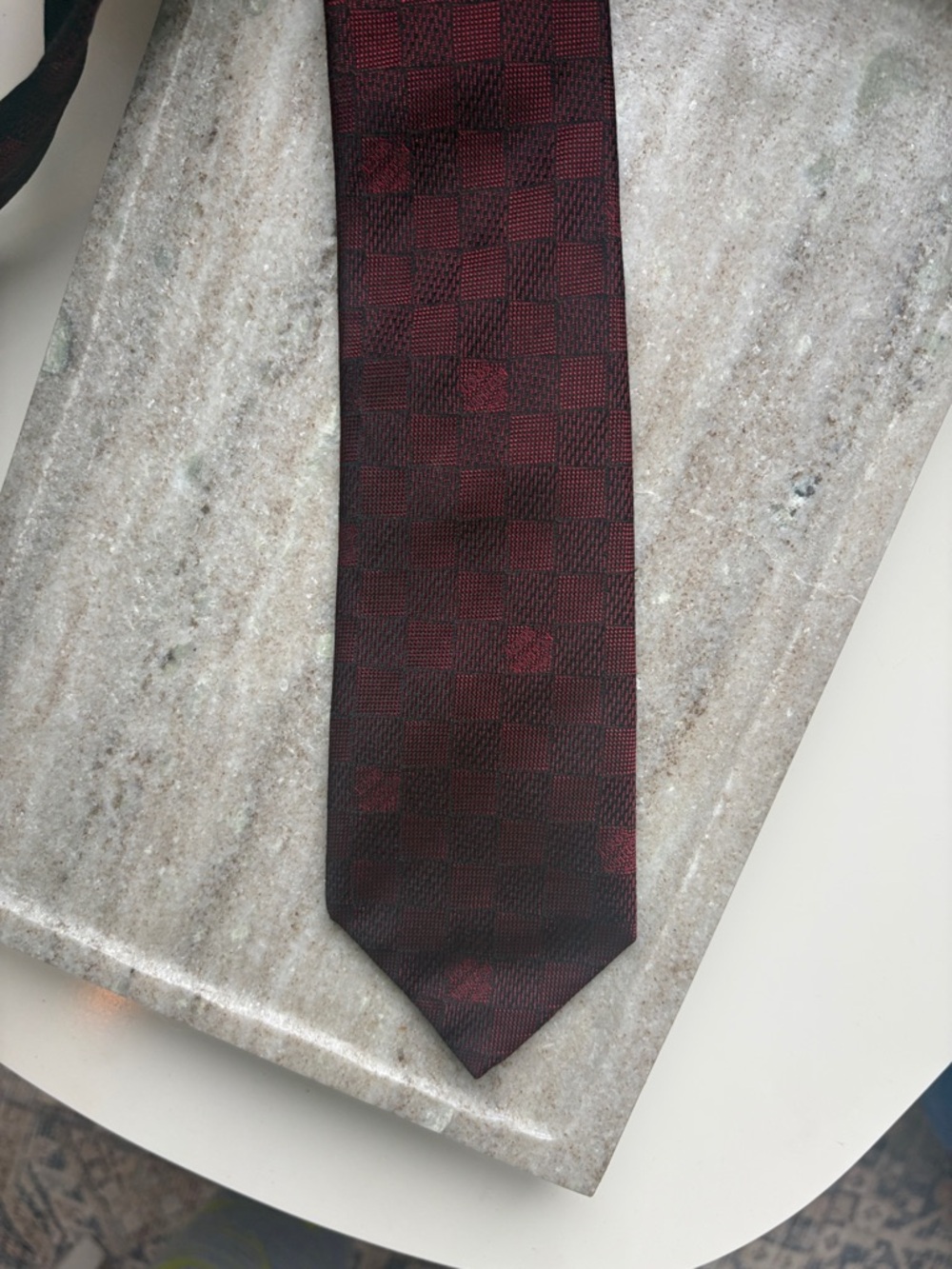 Louis Vuitton Damier Red Burgundy Checker Silk Tie - Picture 8 of 11